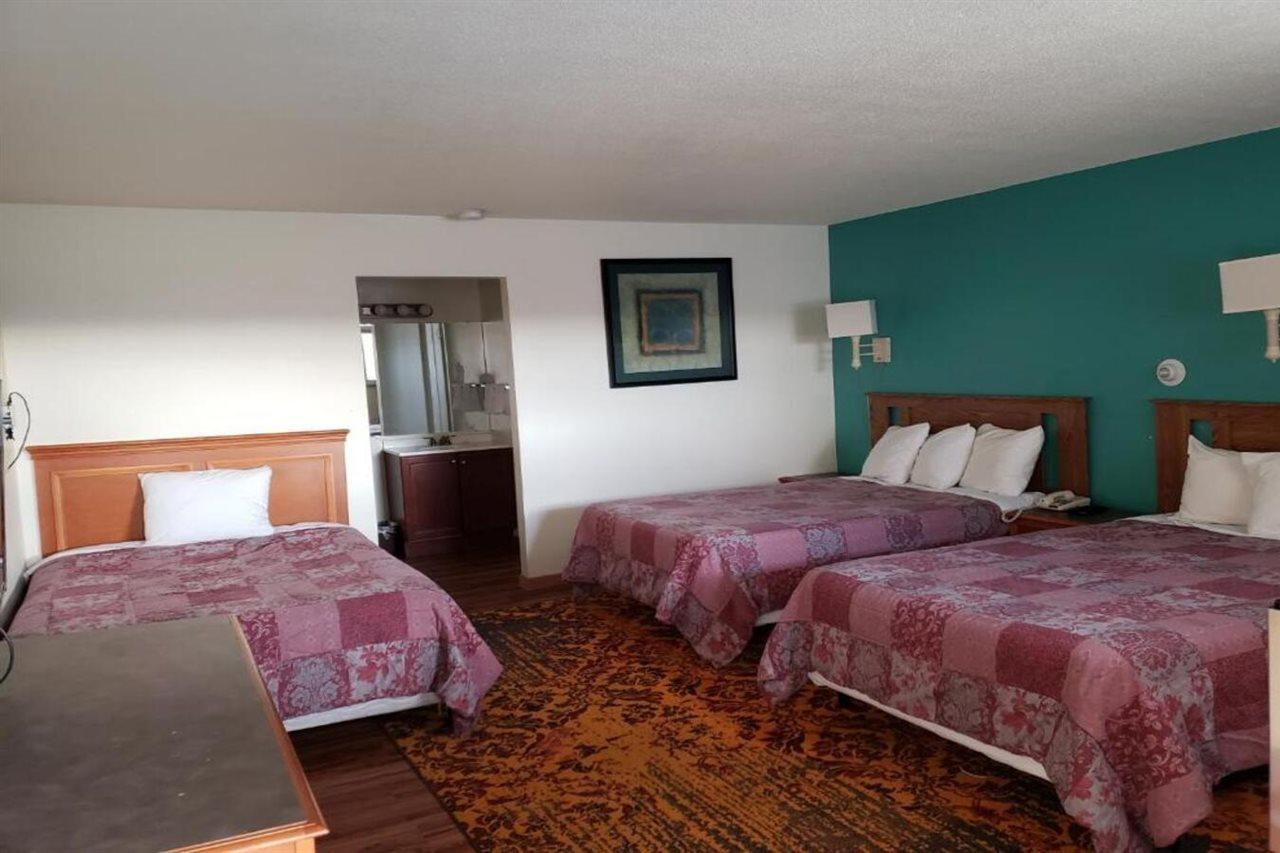 Americas Best Value Inn Greeley Evans Exterior photo